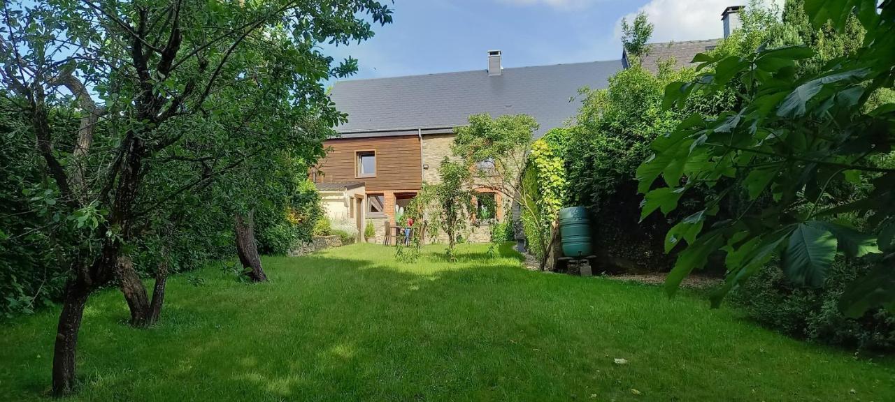Le Gai Pinson Villa Beausaint Exteriör bild