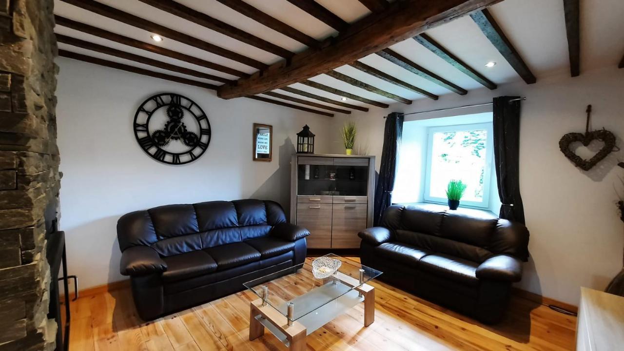 Le Gai Pinson Villa Beausaint Exteriör bild