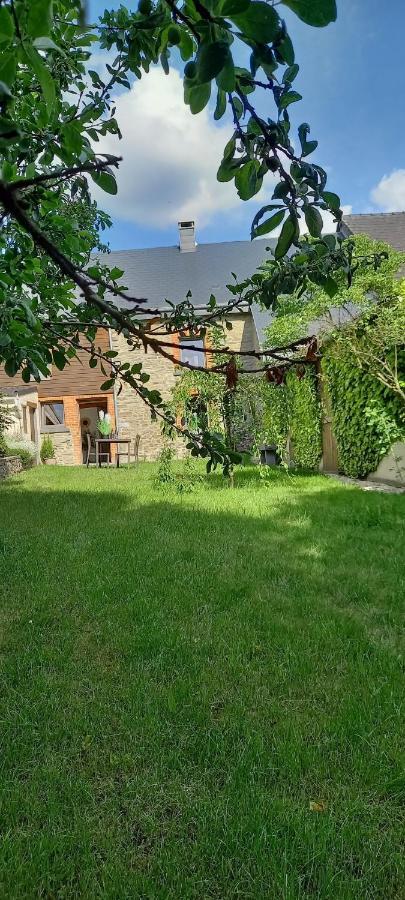 Le Gai Pinson Villa Beausaint Exteriör bild